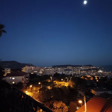 Panoramic Sea View Of The French Riviera, Parking Lägenhet
